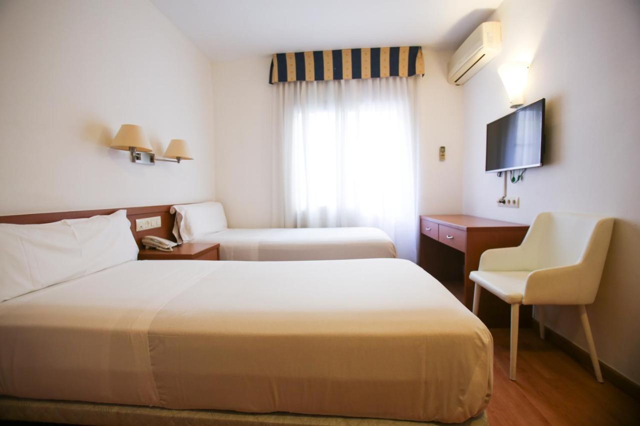 Gatell Hotel Vilanova i la Geltrú Zewnętrze zdjęcie